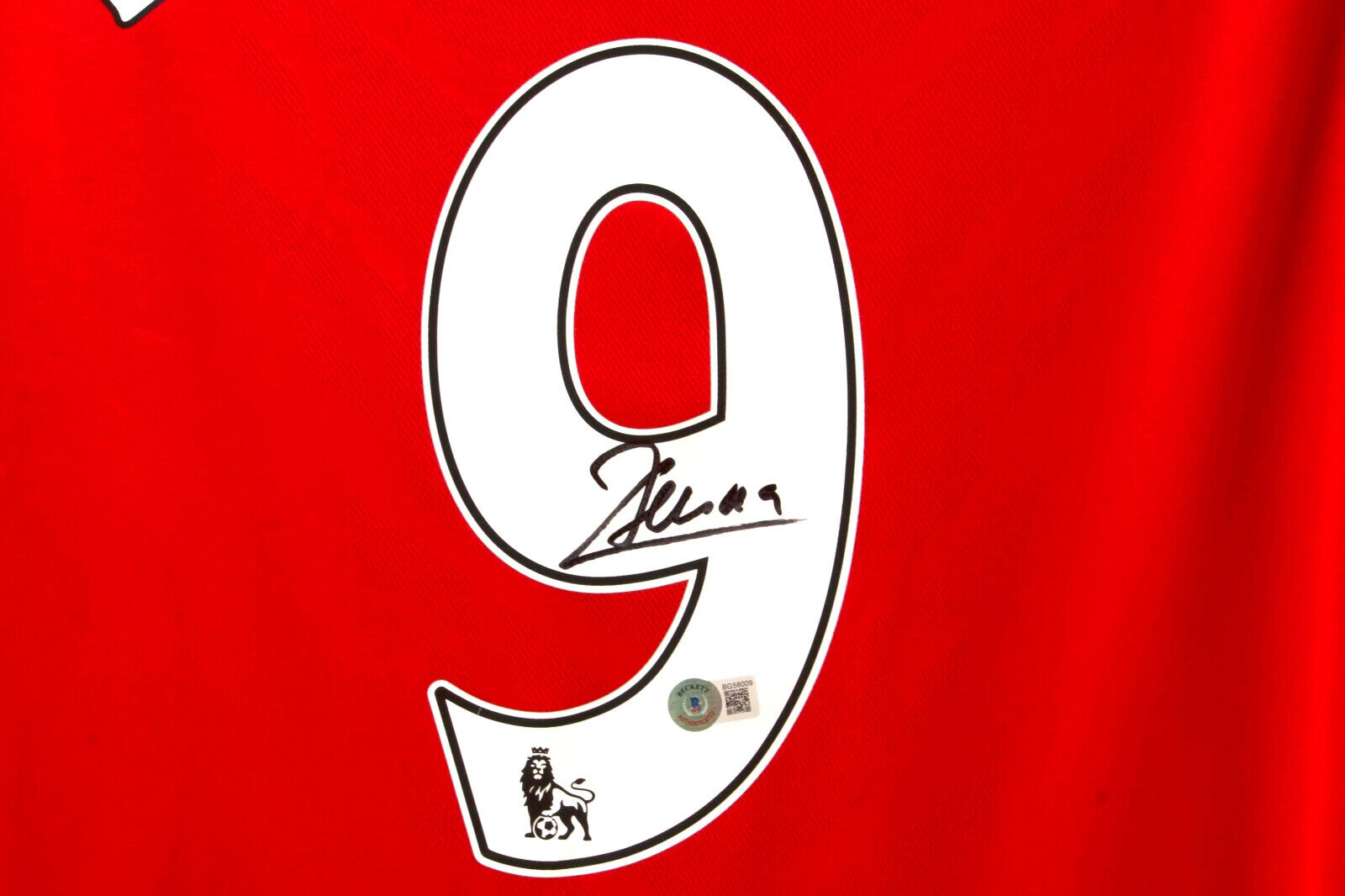 Dimitar Berbatov Signed Manchester United Home Soccer Jersey #9 with Beckett COA